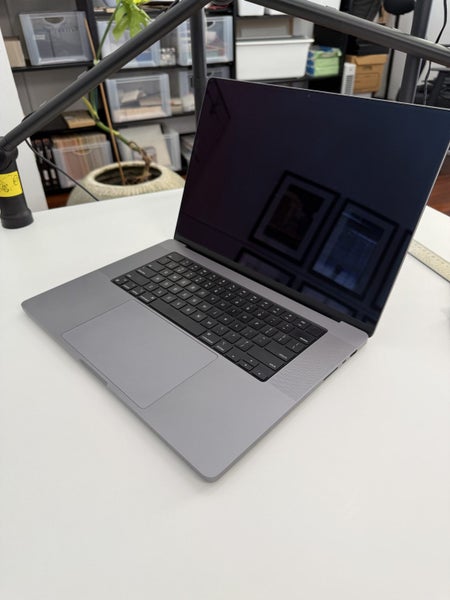 $1 Reserve! 16” M1 MacBook Pro 32GBi Memory 500GB Storage 202163896642055809112