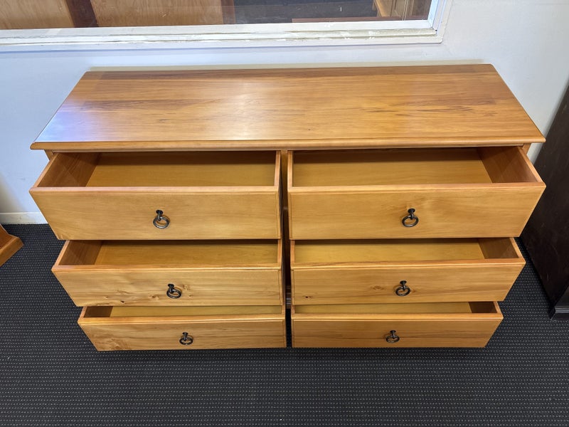 Beautiful Rimu 6Dr Lowboy By Ruske Furniture Carousel 14