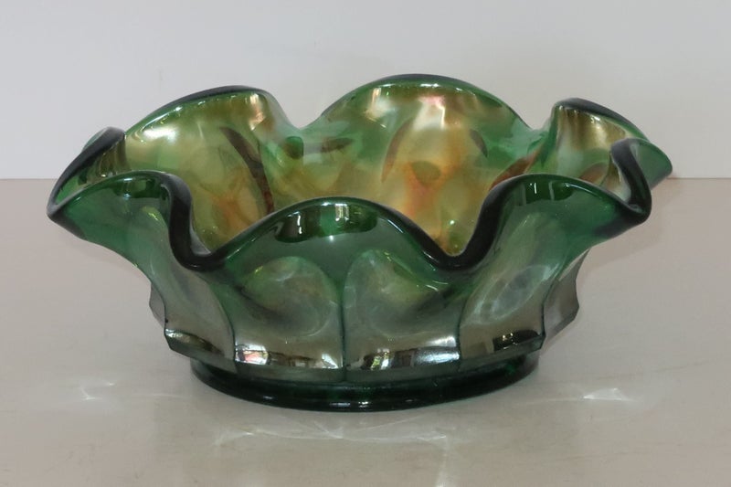 ***VINTAGE IMPERIAL GREEN GRAPE PATTERN RUFFLED EDGE CARNIVAL GLASS BOWL*** Carousel 2