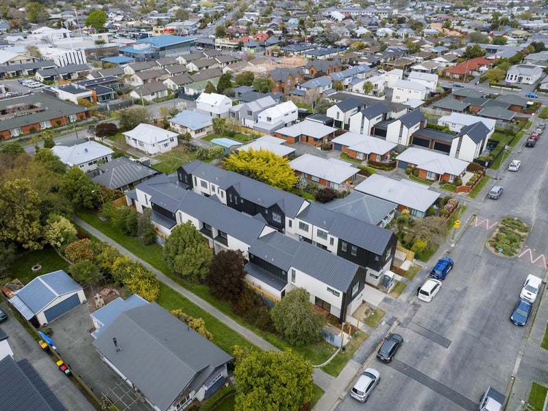 Image 1 of 18