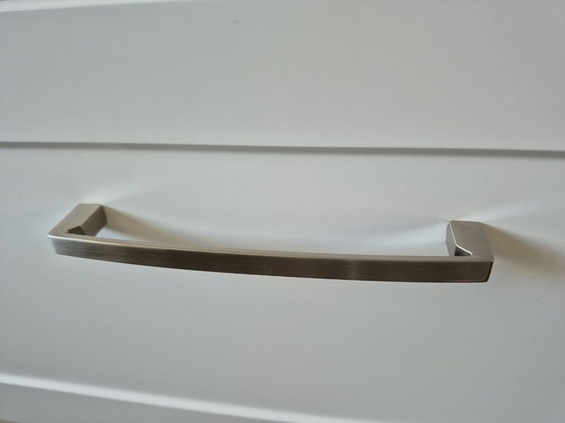 Drawer handle Carousel 1