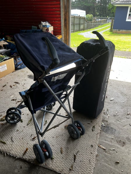 Port-a-Cot + Pram Carousel 3