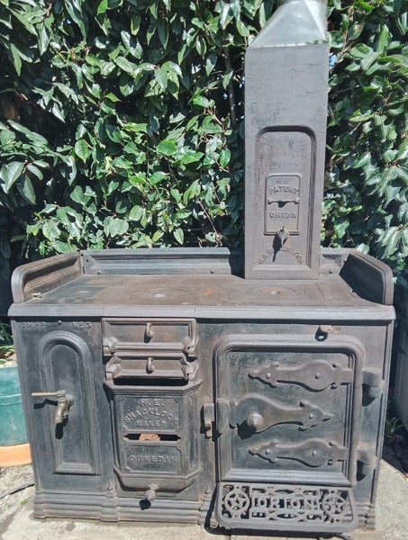 Shacklock 0 NO 3 B Coal range Carousel 1
