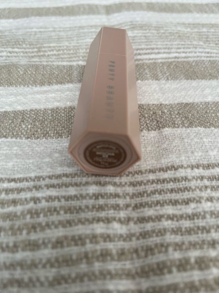 FENTY Beauty Contour stick (Mocha) Carousel 2