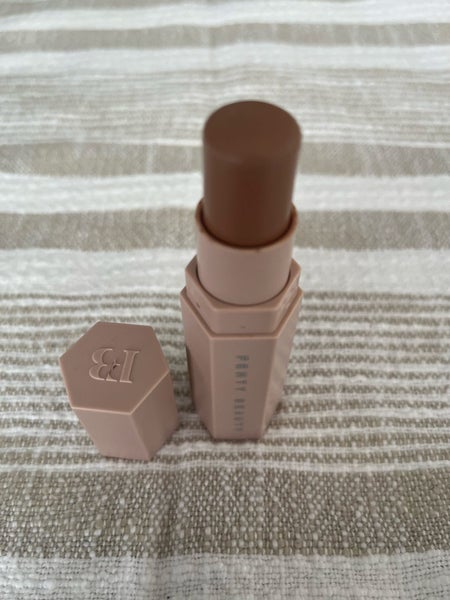 FENTY Beauty Contour stick (Mocha) Carousel 3