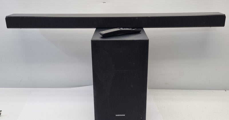 Samsung Bluetooth Soundbar and Subwooofer Carousel 1