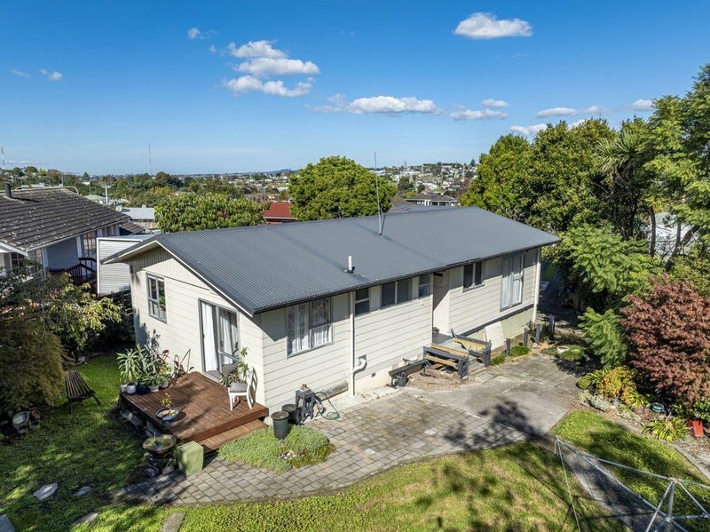 Image 1 of 25