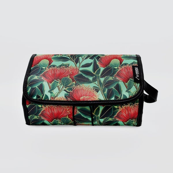 Moana RD Great Barrier Toiletry Bag 'Pohutukawa' Carousel 1