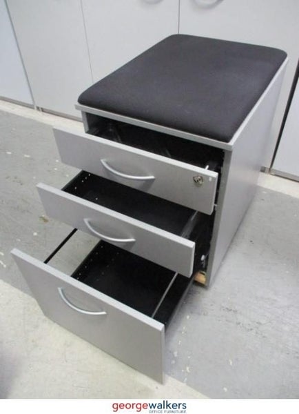PR5585 - Grey Formway Drawer Mobile Carousel 2