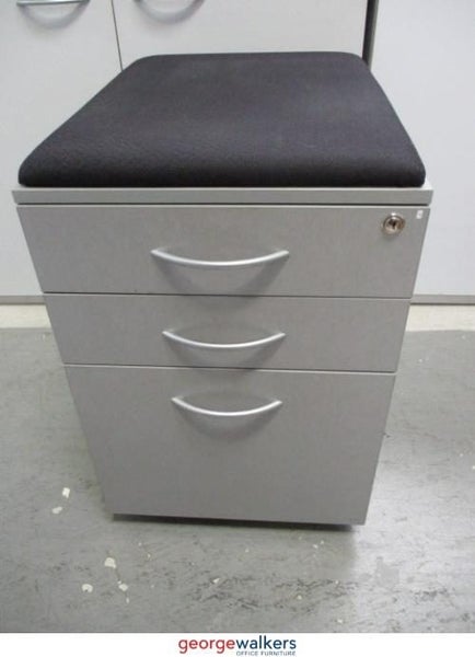 PR5585 - Grey Formway Drawer Mobile Carousel 6