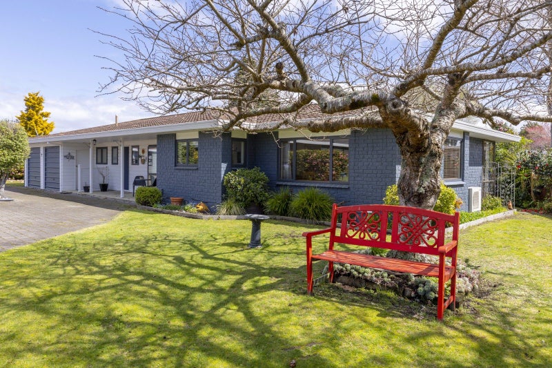 Image 1 of 18
