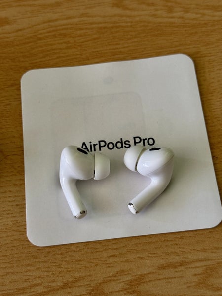 $1 RES - AirPods Pro 2 USB-C w/ AppleCare63898344398210113