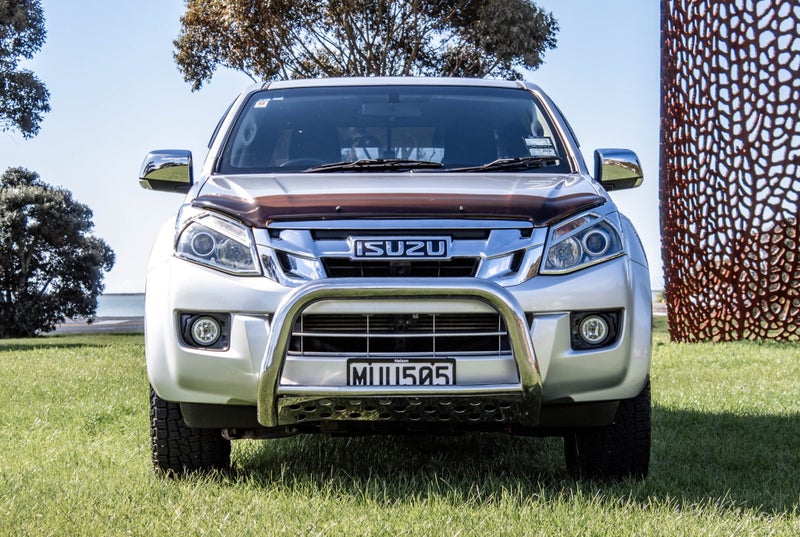 2016 Isuzu D-Max LS DC 3.0D/4WD/5AT64053647183489114