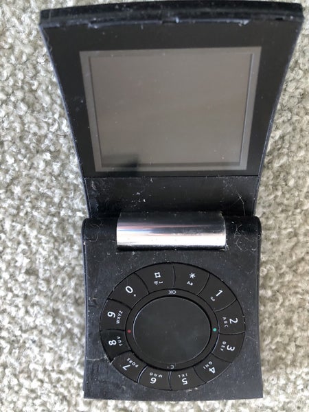 Bang & Olufsen Serene mobile phone. Not working. Carousel 1