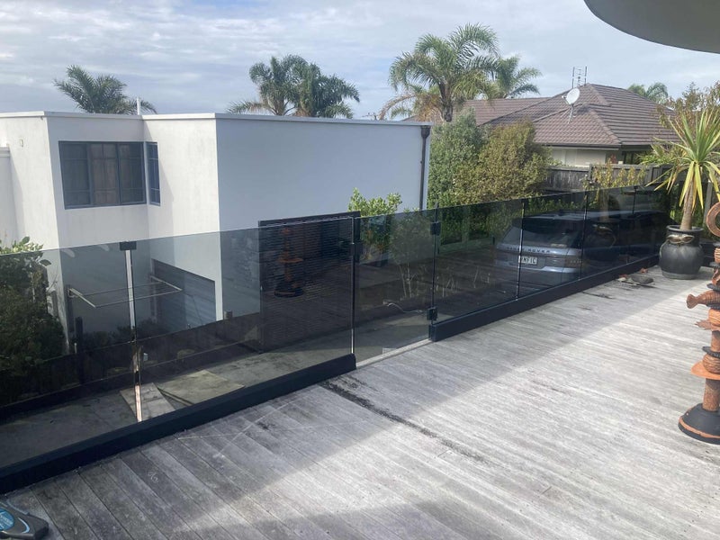 Glass fencing and Gate Carousel 1