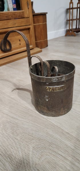 Set of 4 Vintage Industrial Measuring Vessels – Metric (2L to ½dl) Carousel 14