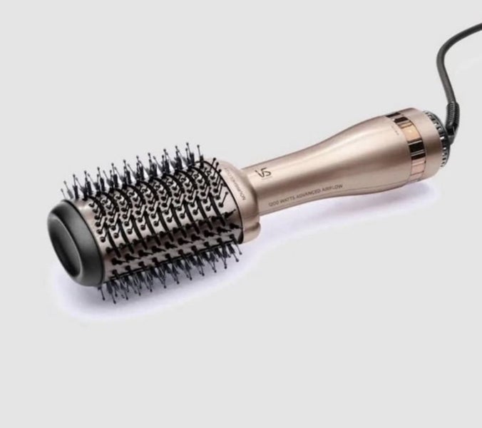 VS Sassoon Volume Air Styler Carousel 4