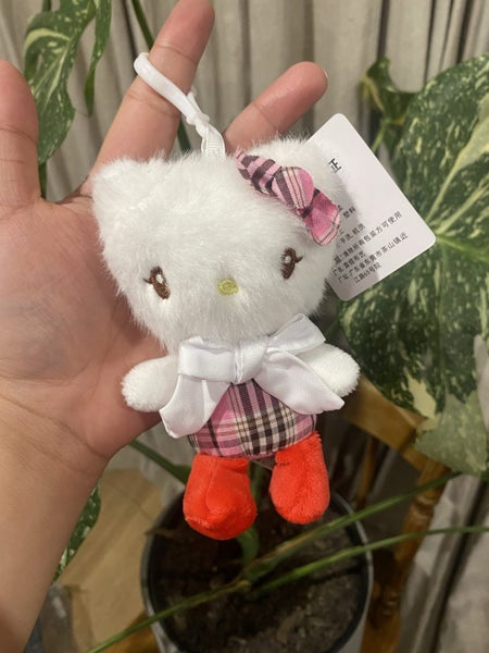 hello kitty sanrio keychain plushy y2k kawaii Carousel 1