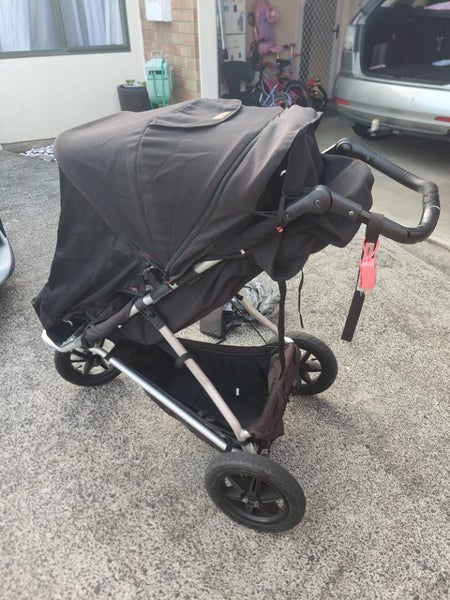 Mountain Buggy Duo Carousel 2