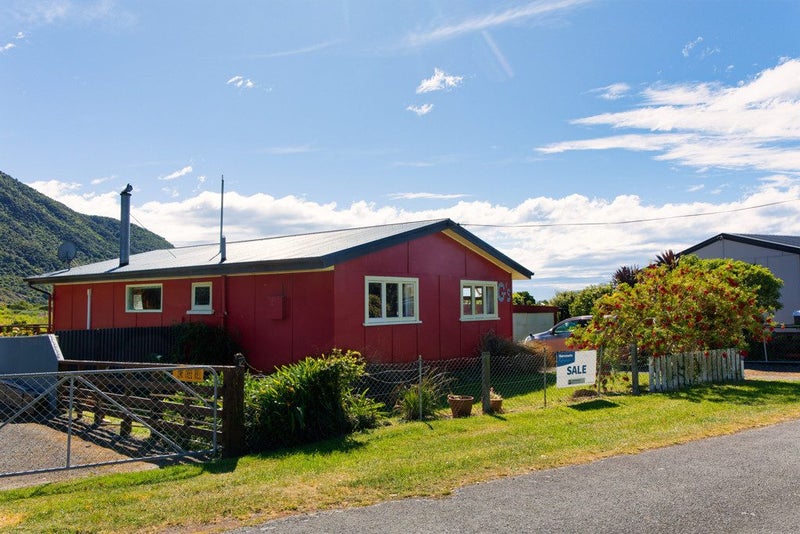 Image 1 of 23
