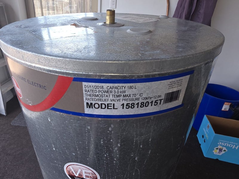 Rheem 180L low pressure Carousel 4