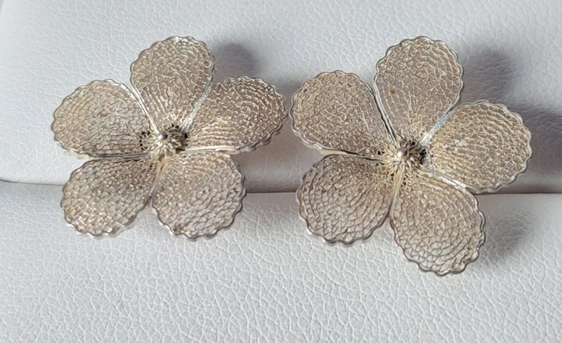 Rare Antique Art Deco filigree sterling silver Daisy earrings Carousel 1