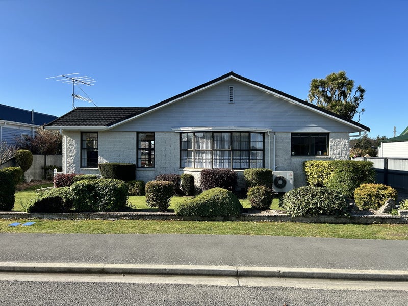 Image 1 of 30