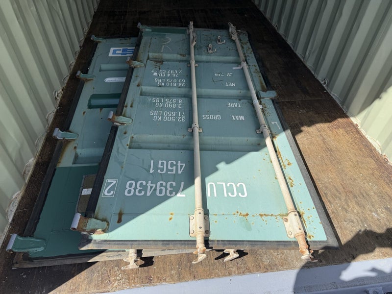 1 Set of Shipping Container Doors of a Used 40'Ft High Cube Container63907492875139113