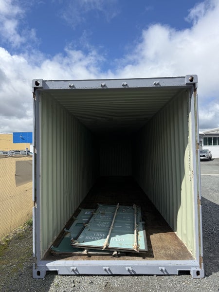 1 Set of Shipping Container Doors of a Used 40'Ft High Cube Container63907492875139111