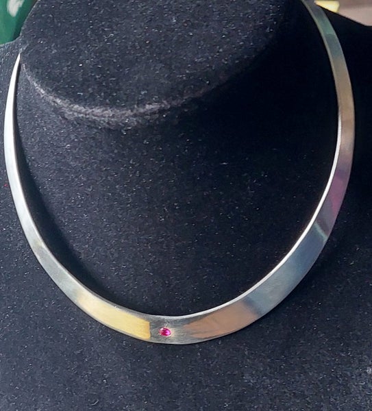 Stylish sterling silver genuine ruby 925 choker collar necklace Carousel 2