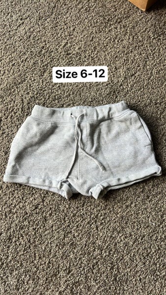 Country Road Shorts Carousel 1