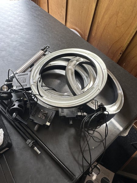 Photography Lighting and Misc Items63908479006594110