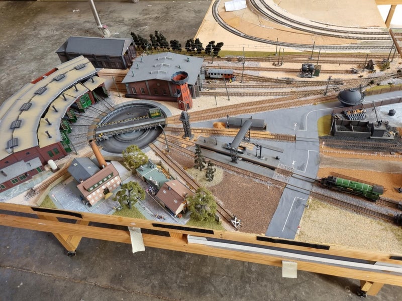 Large Model Train Set - A Hobbyists Dream63909129410306112