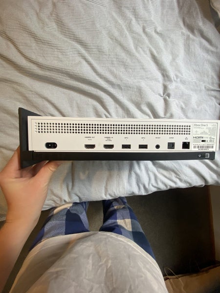 Xbox One S + Monitor + 2 controllers + 9 games + cables Carousel 14