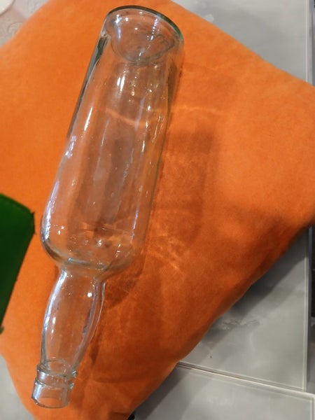 ANTIQUE/LATE VINTAGE GLASS BOTTLE Carousel 7