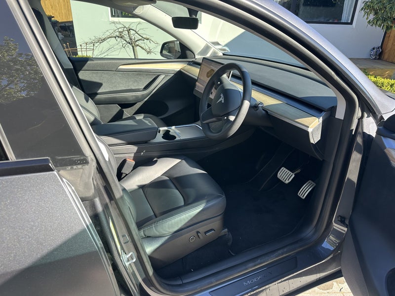 2023 Tesla Model Y Performance63909681937411113