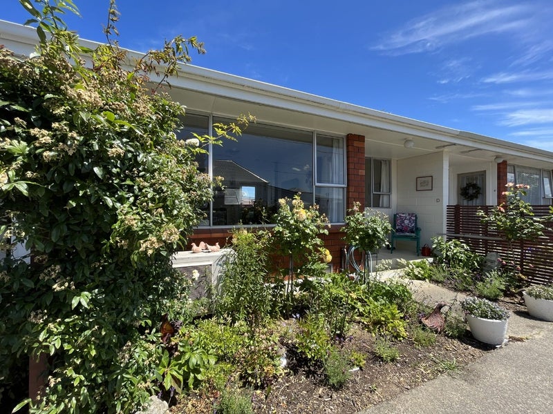 Image 1 of 10