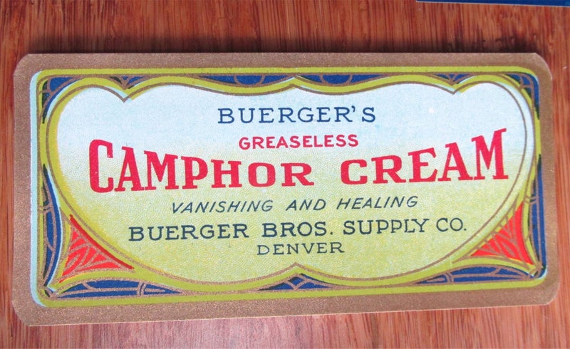 2x Antique cosmetics & perfume labels - from the early 1900s Carousel 3