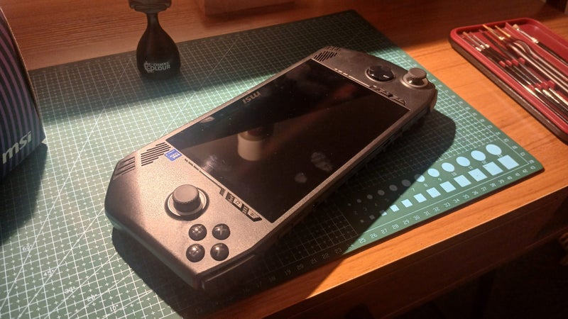 MSI Claw a1m-gaming handheld Carousel 6