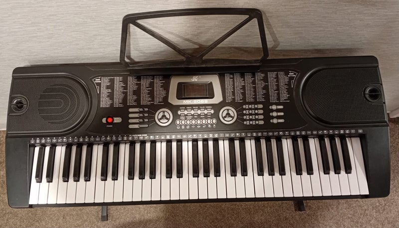 Electric Keyboard Carousel 2