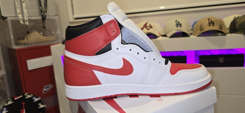 Jordan 1 High OG Heritage Size 12 DS Brand New Carousel 2
