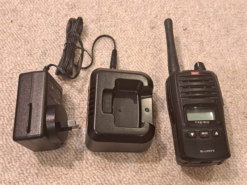 GME TX6160 Radio + Charger Carousel 1