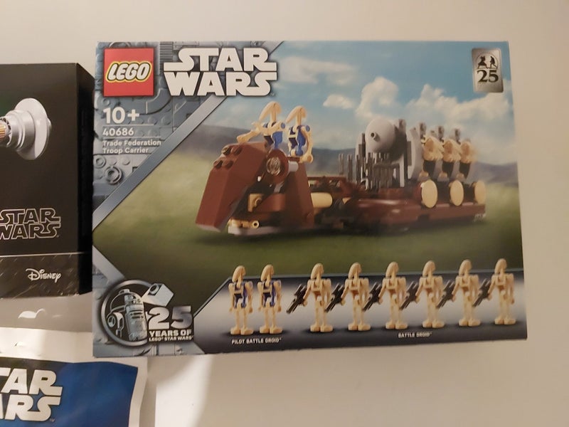 LEGO STAR WARS LUKE'S LIGHTSABER 40730 (N.I.S.B)+ MAY 4TH GWP - AfterPay63911525310338112