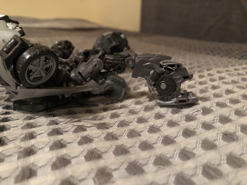 Toy transformers sideswipe Carousel 3