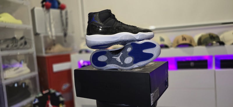 Jordan 11 High Space Jam Retro Patent 2016 DS Brand New Size US11.5 Mens Carousel 1