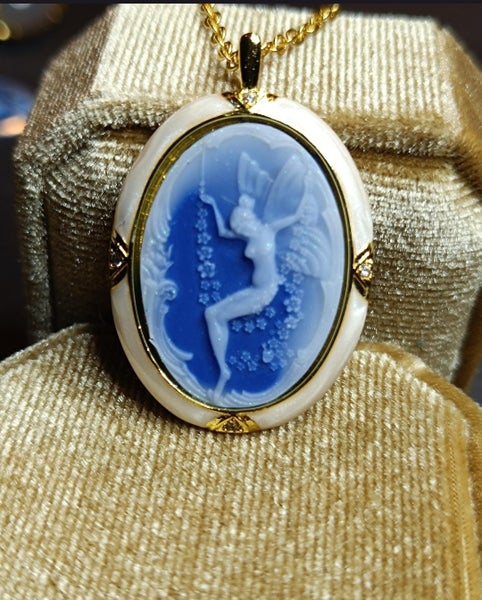 $1RES~FABULOUS MYSTICAL *Sprite* Cameo STYLE Pendant Carousel 1