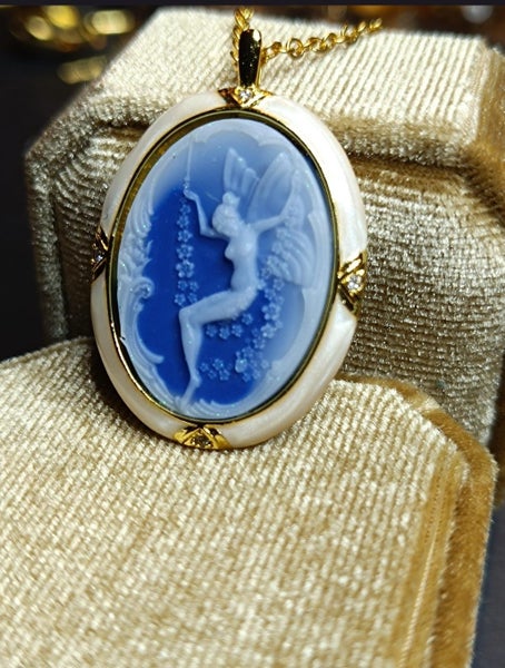 $1RES~FABULOUS MYSTICAL *Sprite* Cameo STYLE Pendant Carousel 2
