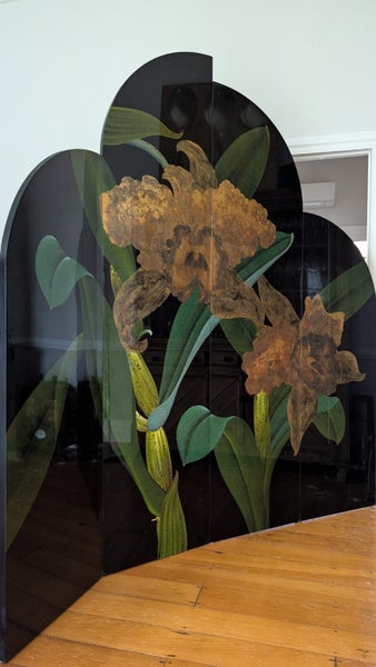 Foldable screen - Stunning64027657643395110