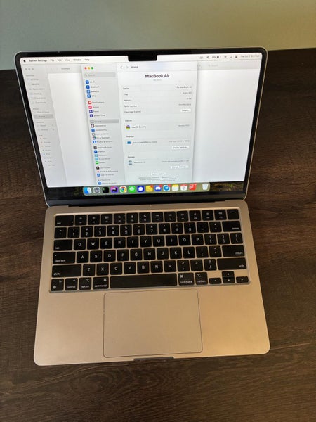 Macbook Air 13" M2 || 8GB Ram || 256GB SSD || Perfect Condition63917031775873110