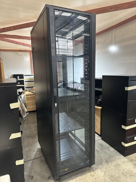 Dynamix RSR42-6X10 42RU Server Cabinet Carousel 1